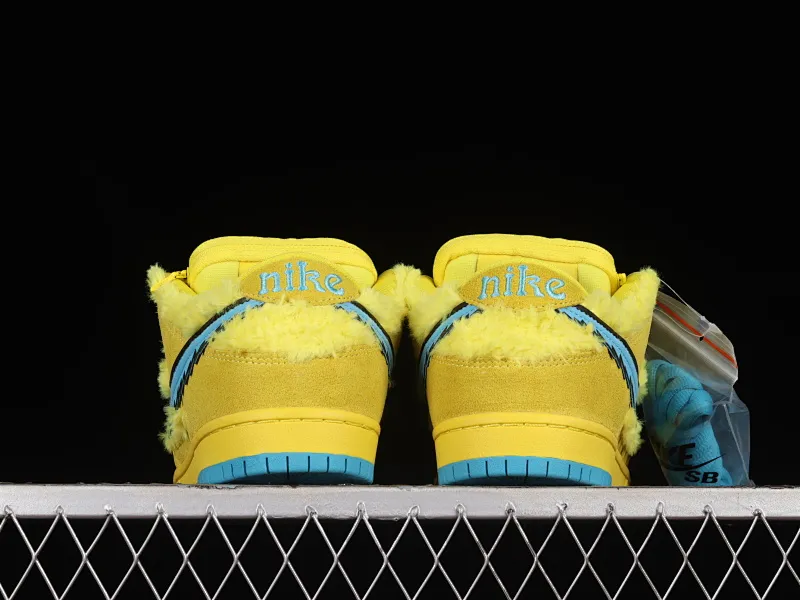 All categories Nk SB Dunk Series Nk SB Dunk Low low-top sneakers OG version Grateful Dead x Nk SB Dunk Low "Yellow Bear" joint model yellow and blue bear sports skateboard shoes CJ5378-700